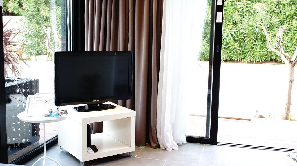 La Villa Blanche Sanary-sur-Mer Phòng bức ảnh
