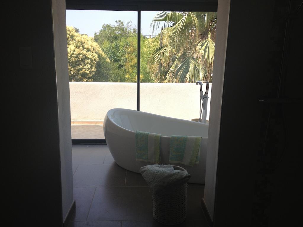 La Villa Blanche Sanary-sur-Mer Ngoại thất bức ảnh