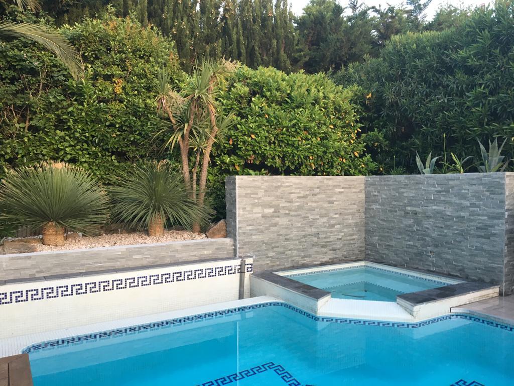 La Villa Blanche Sanary-sur-Mer Ngoại thất bức ảnh